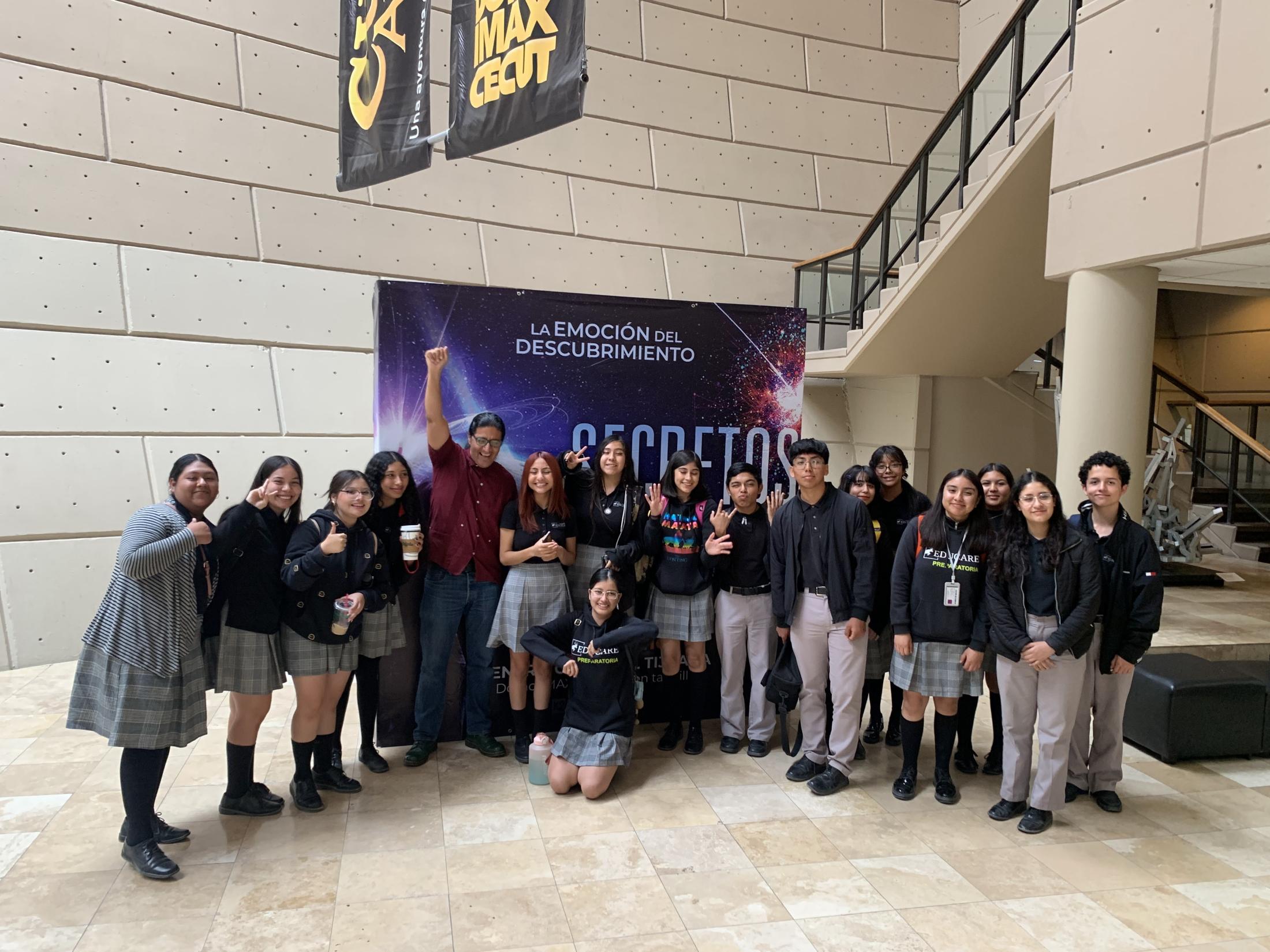 Manuel Calderón de la Barca Sánchez stands with a group of students